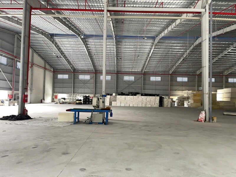 XƯỞNG BÁN TẠI UYÊN HƯNG TÂN UYÊN BÌNH DƯƠNG - Diện tích xưởng: 3400m2 - Diện tích văn phòng: 200m2 - 47 Tỷ