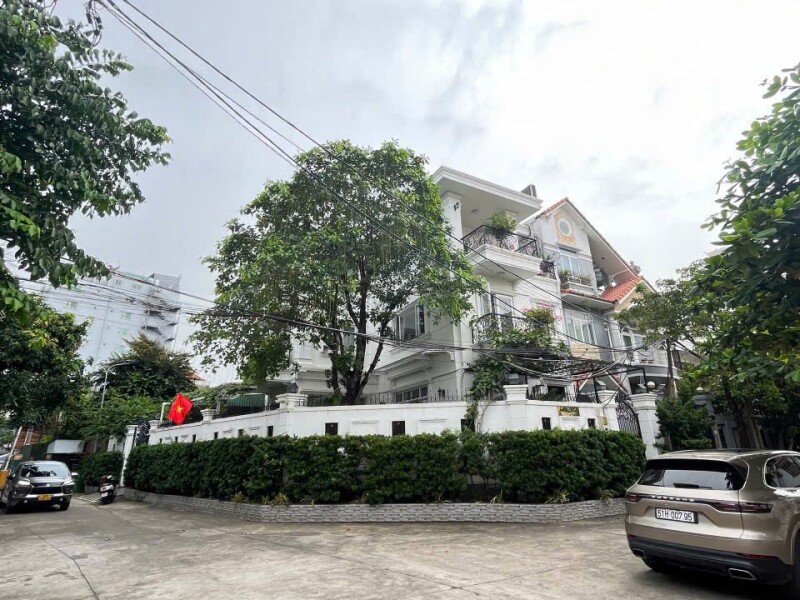 VILLA 3 MẶT TIỀN ĐẲNG CẤP – KHU COMPOUND THIÊN TUẾ 95, THẢO ĐIỀN 20m x 16m (CN: 250m²) - 80 TỶ Thương lượng