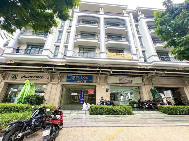 Bán nhà đẹp giá tốt chỉ 32 tỷ khu ĐẠI ĐÔ THỊ VẠN PHÚC CITY,  Số 37, Hiệp Bình Phước, TP Thủ Đức